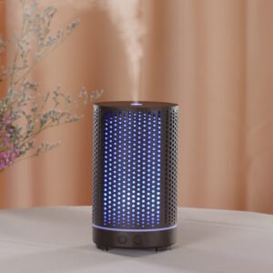 ZenWood 200 – Difusor de Aromas Ultrasónico con Diseño Calado y Acabado Madera