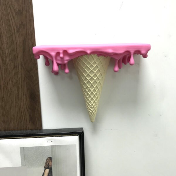 Estantería de helado derretido